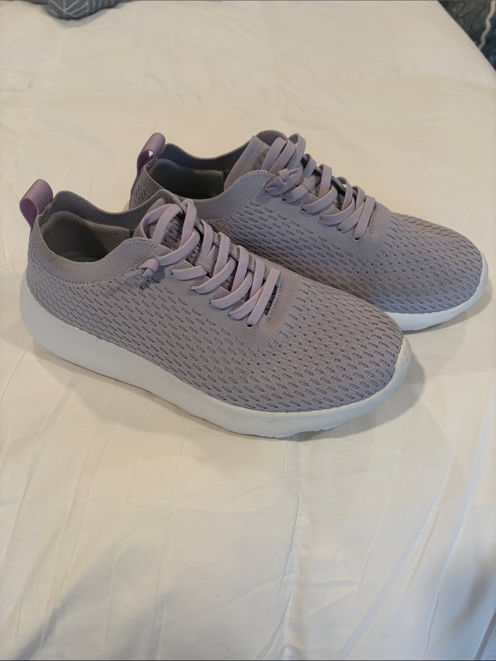 Women's Lightweight Lavender Knit Casual Sneakers